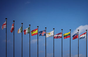 Dažādu valstu karogi